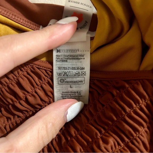 Scotch & Soda Smocked Detailed One-Piece Swimsuit in Brown sz L - Picture 6 of 6